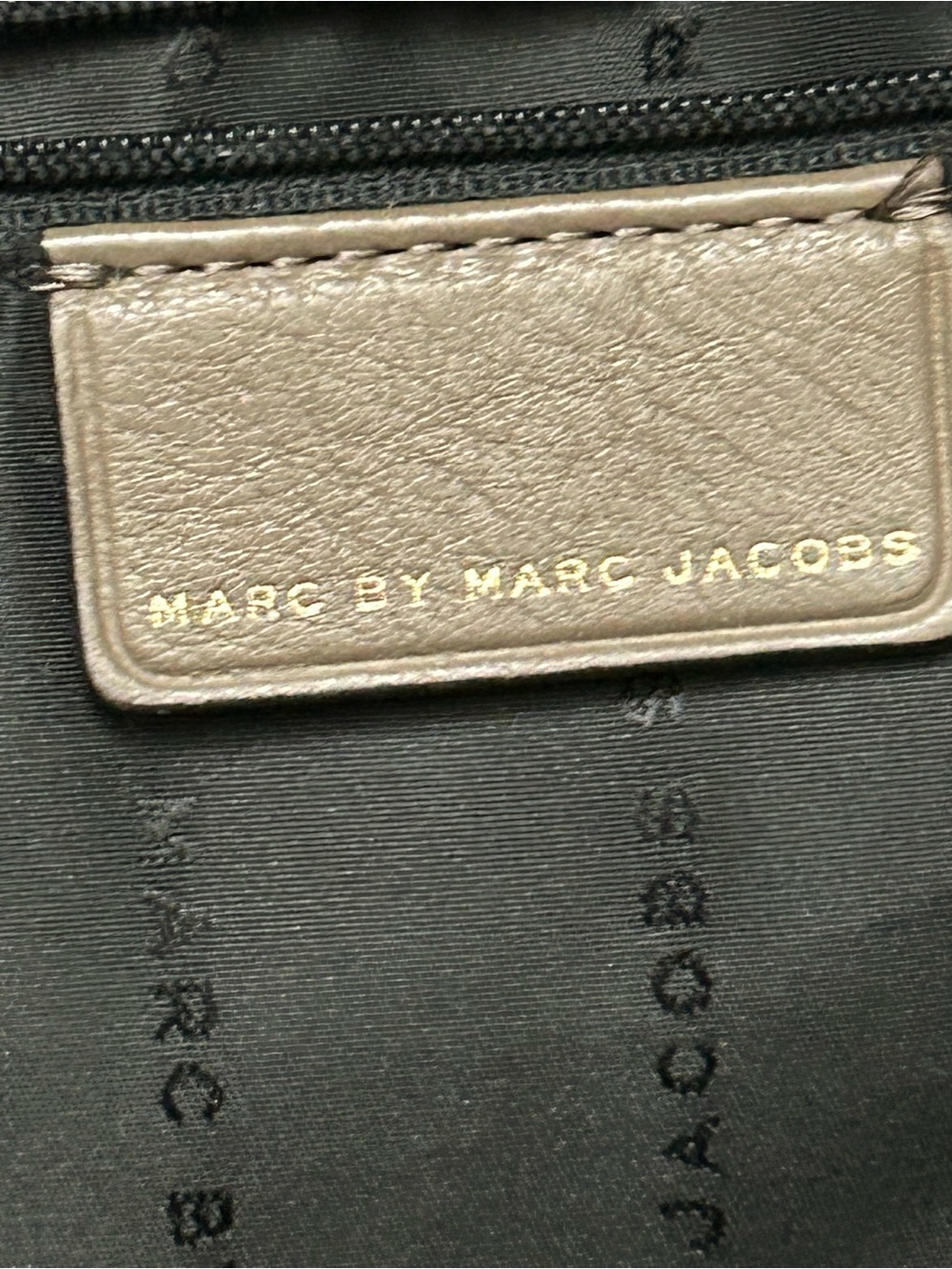 Marc by Marc Jacobs Gray Pebbled Leather Tote with Exterior Pockets - Picture 4 of 15